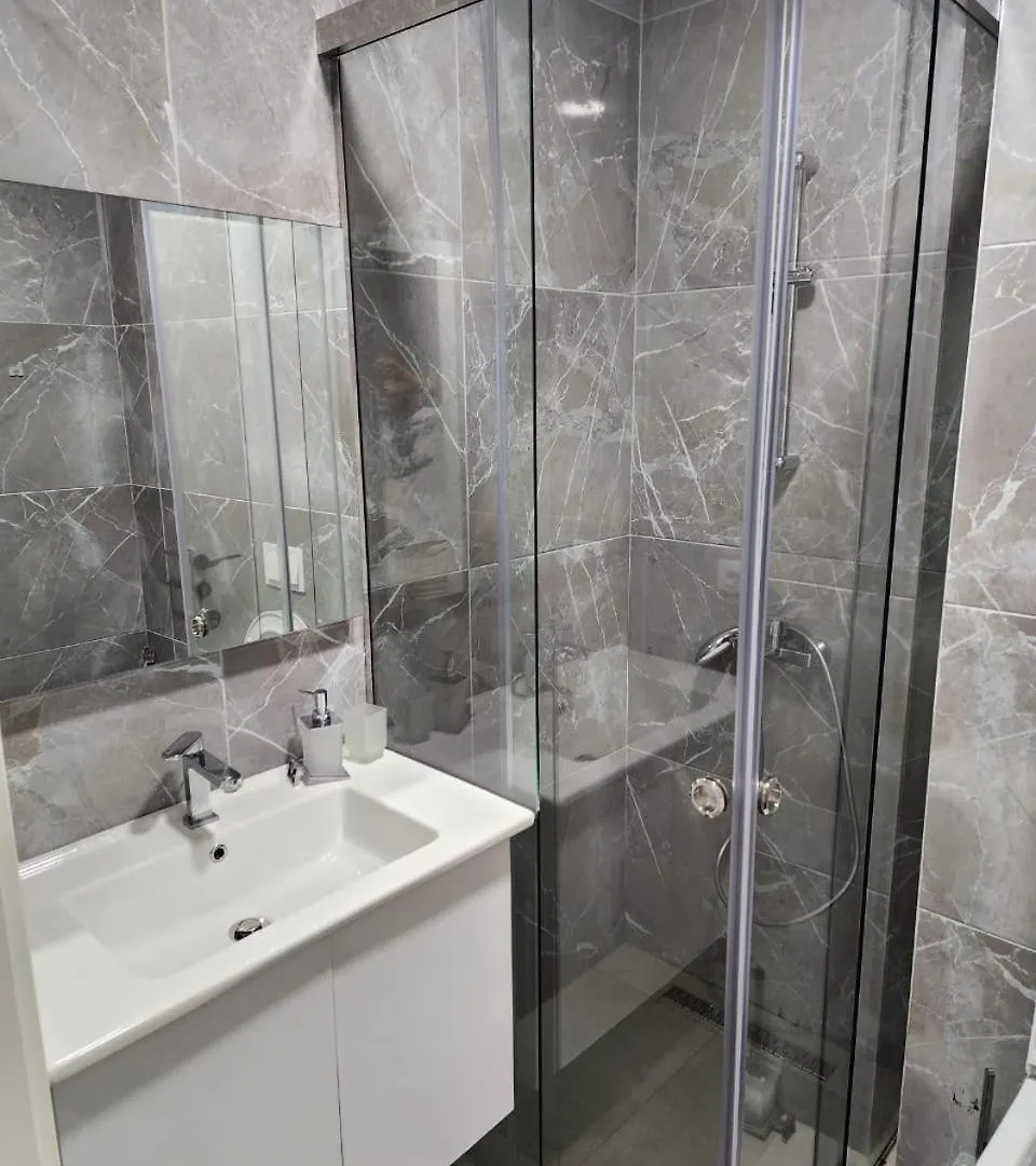 Sanpietro Relax Apartment Durres 0*,  Albania